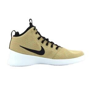 Nike Men’s Mid-Top Training Shoe in Light Tan